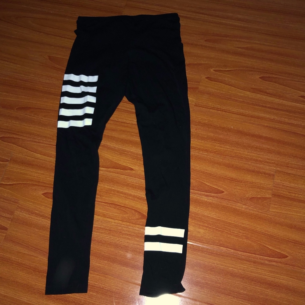 Black/white tights